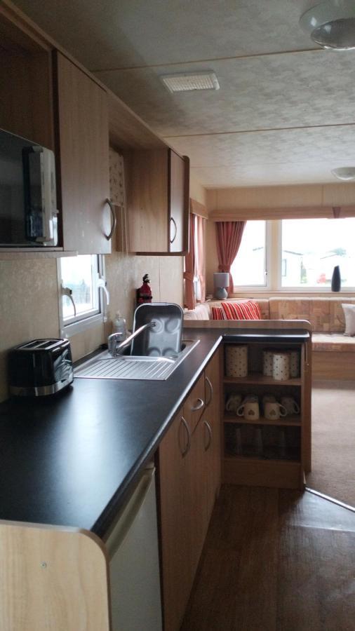 Seascape - Blue Dolphin Holiday Park Gristhorpe ภายนอก รูปภาพ